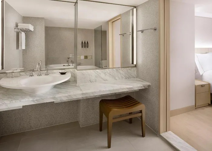 The Westin Josun 5*